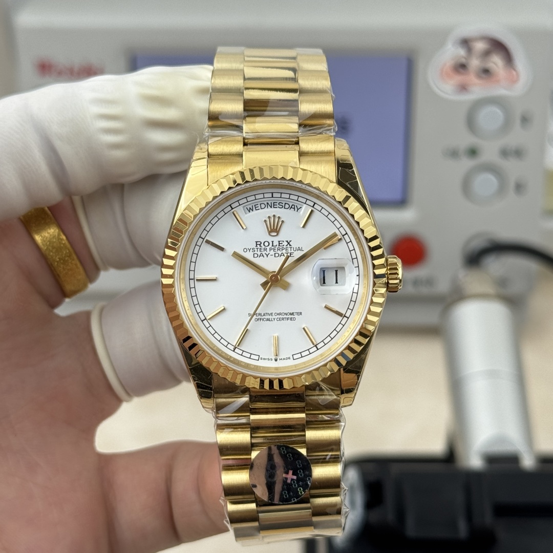 8+ | 3255 무브먼트 | 36mm | 데이데이트 Day-date 147g