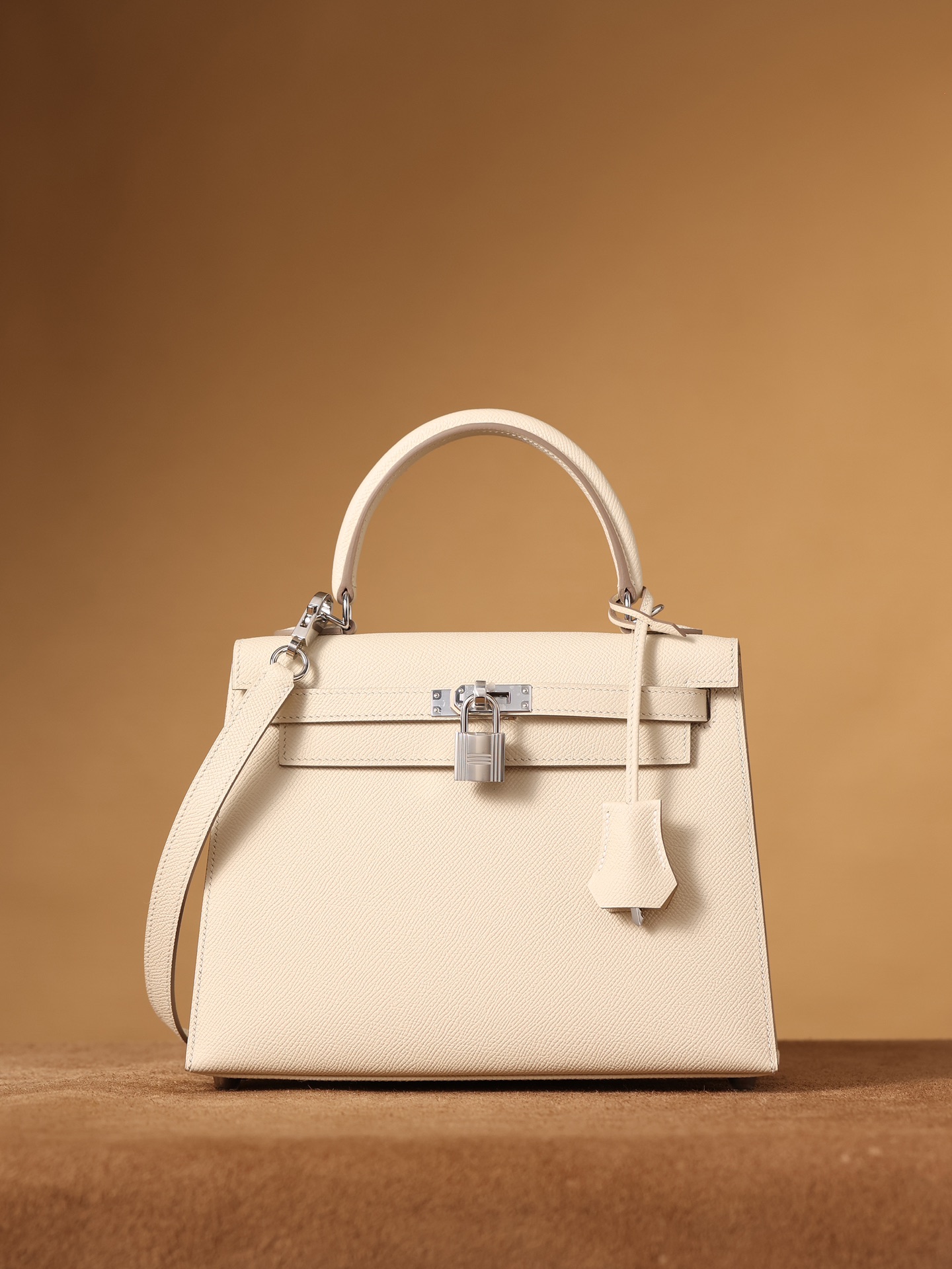 M9 Hermès 켈리  25cm